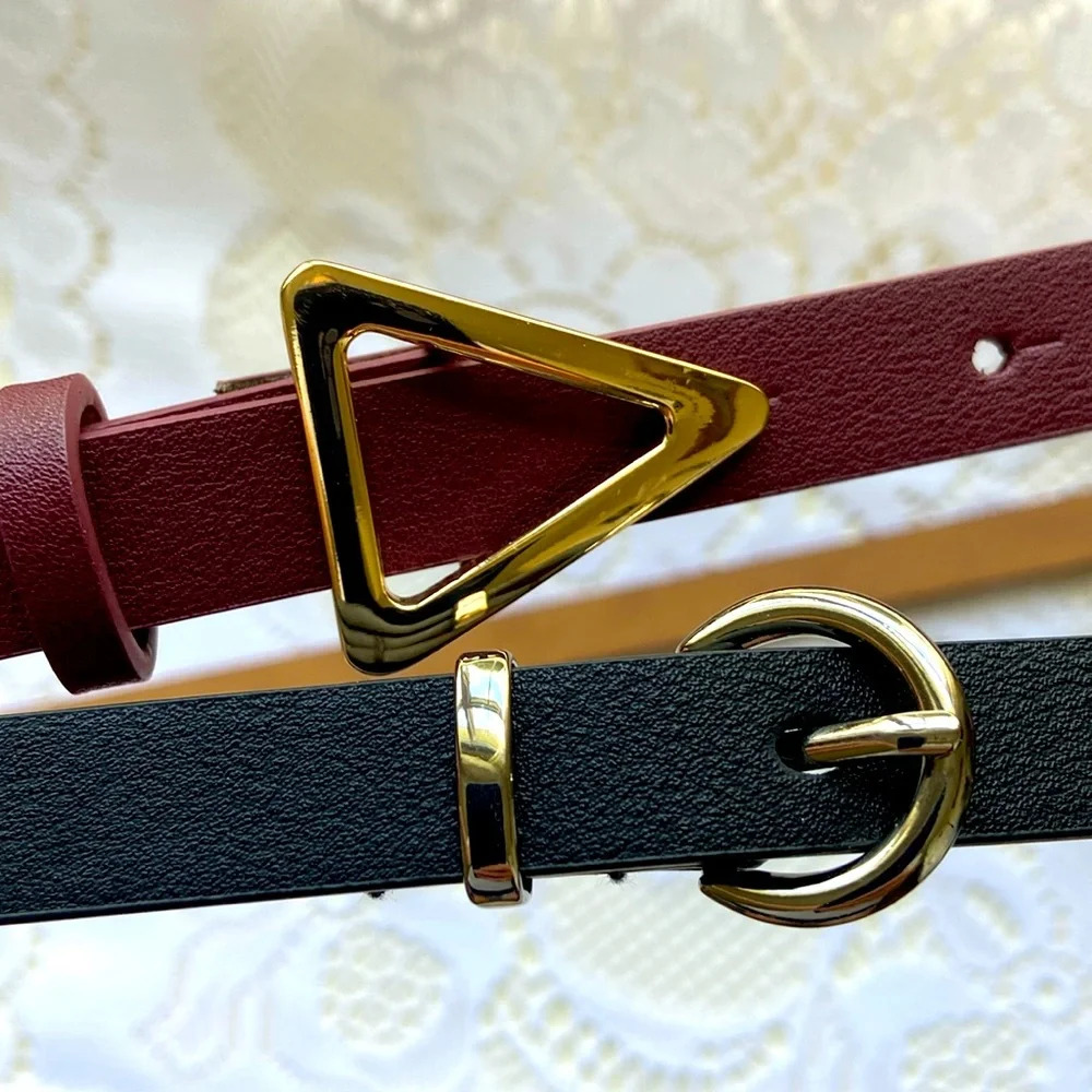 Women’s set of 2 faux leather belts